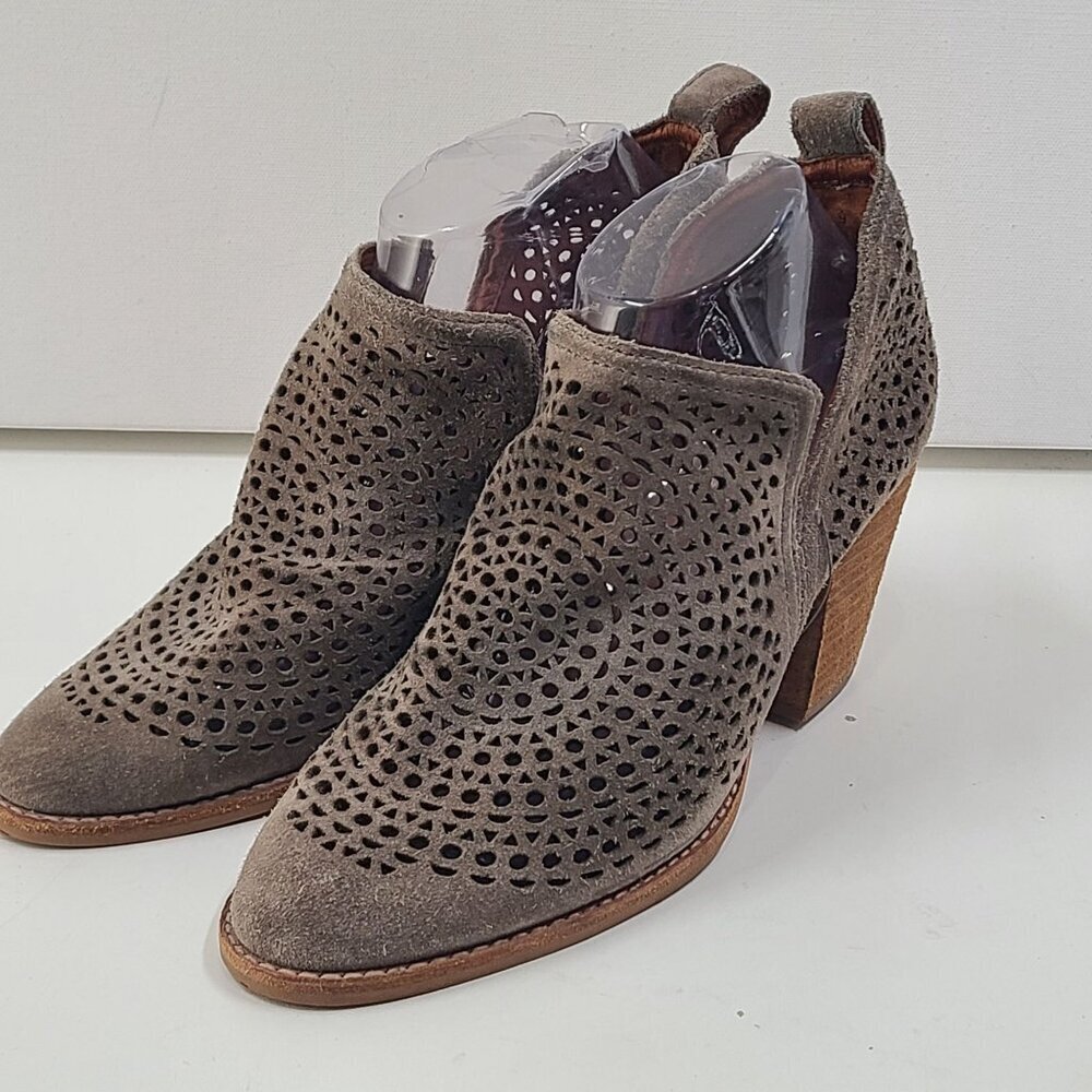 Jeffrey Campbell Rosalee Bootie Suede Women's Size 9 Lasercut Pattern Boho Fall - Picture 3 of 11